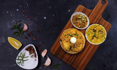 What Type of Food Does Chennora Brampton Serve?