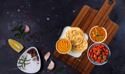 Customer Favourites: What Are the Top 5 Dishes at Chennora Toronto — and What Makes Them Special?