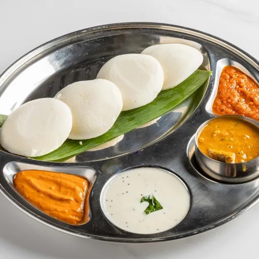 Plain Idli