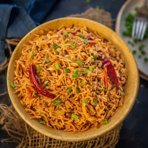 Schezwan Fried Rice (Non-Veg)