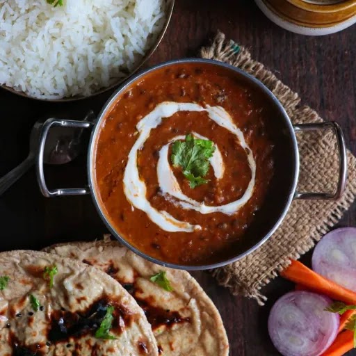 Dal Makhni with Rice/Naan